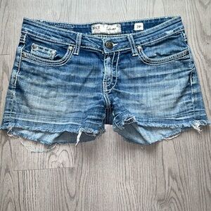Lightly distressed Jean shorts